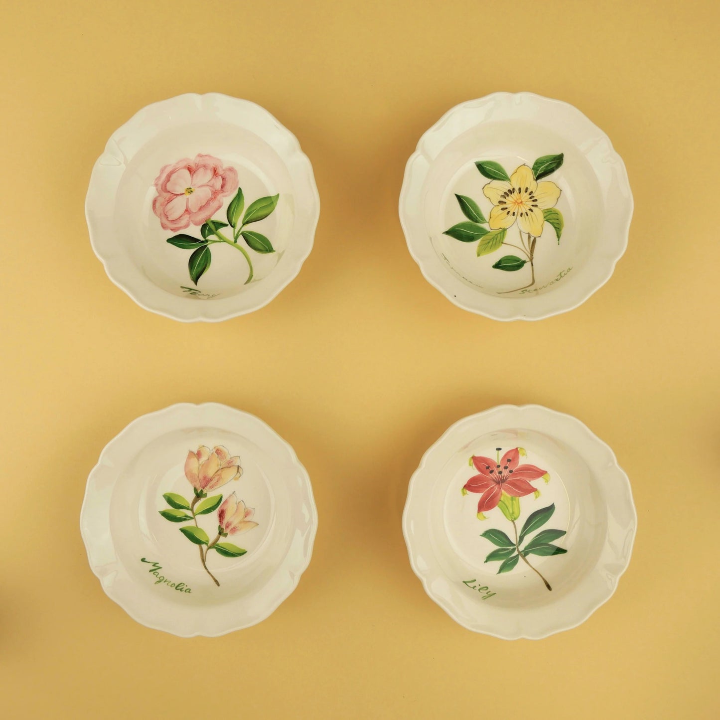 Botanical themed bowls (4 Piece)