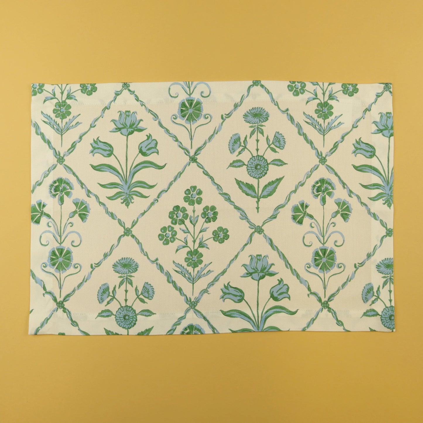 Spring Trellis Bloom Placemat