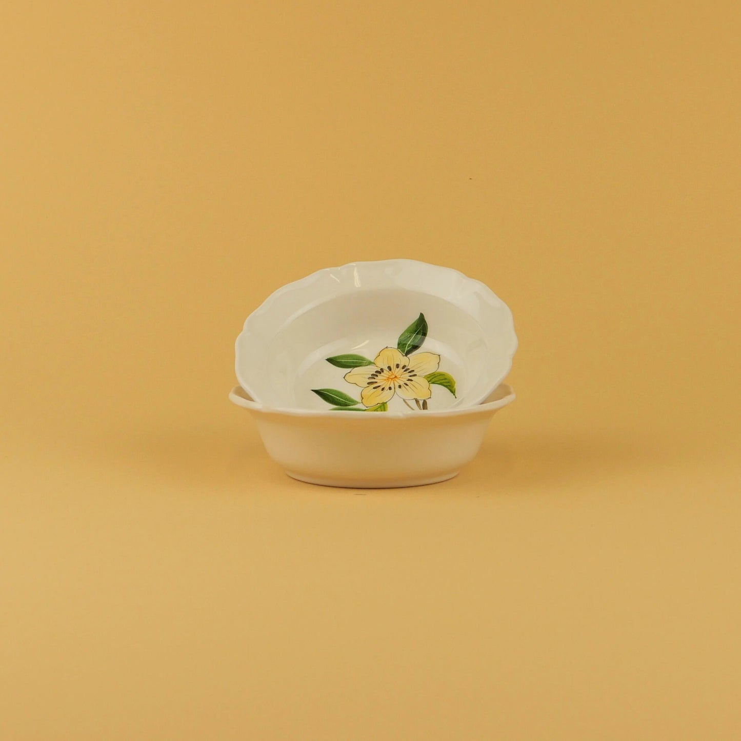 Botanical themed bowls (4 Piece)